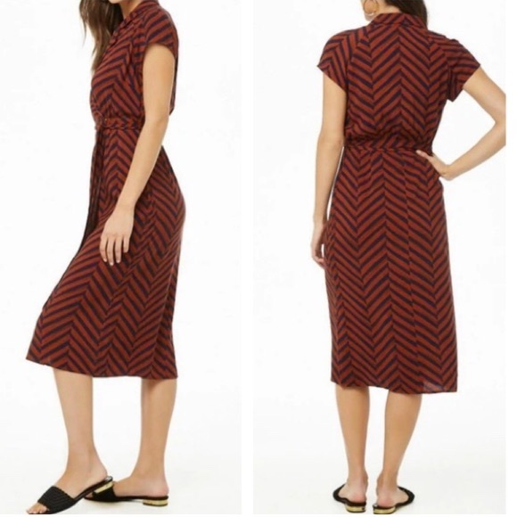 Forever 21 Dresses & Skirts - Forever 21 Chevron midi wrap dress - navy/rust